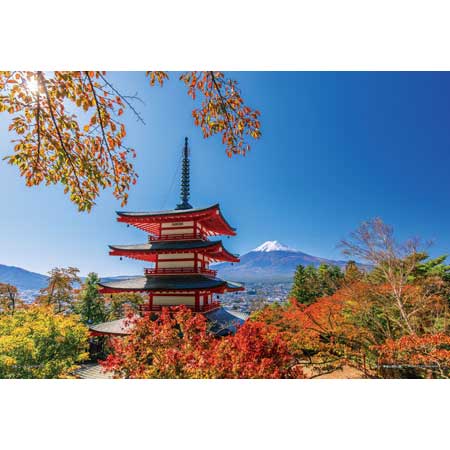 新倉山浅間公園の秋景色（山梨）