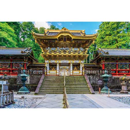 金色の社寺・東照宮陽明門（栃木）