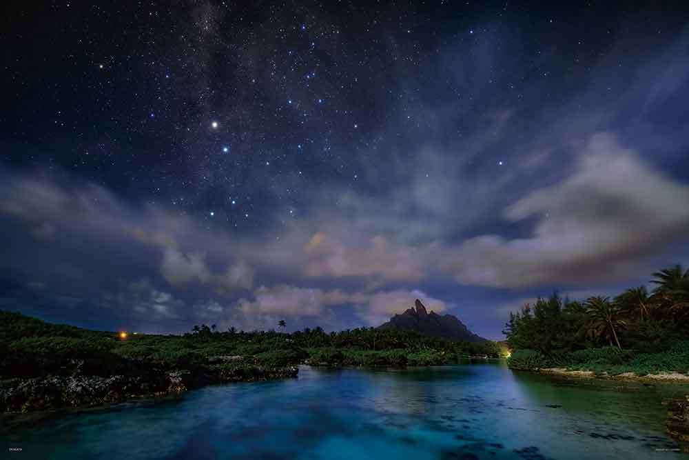 月夜の南十字（ボラボラ島）